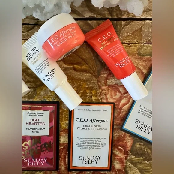 🦋Sunday Riley Bundle - Picture 4 of 9